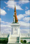 Dumlupınar Meçhul Asker Anıtı (Arif Hikmet Koyunoğlu, 1925)